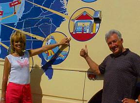 Lenore and John Weiss and the Caravan